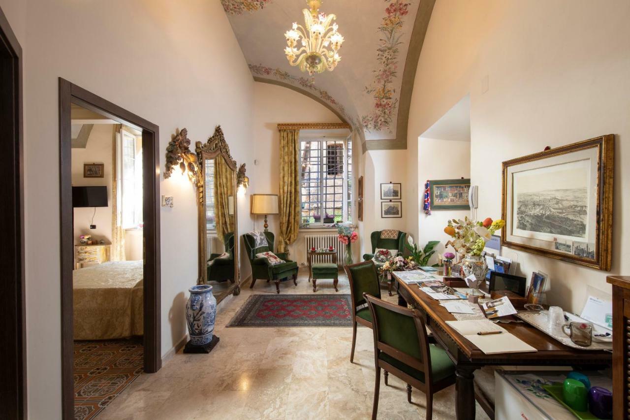Antica Dimora Del Buongoverno Siena Bagian luar foto