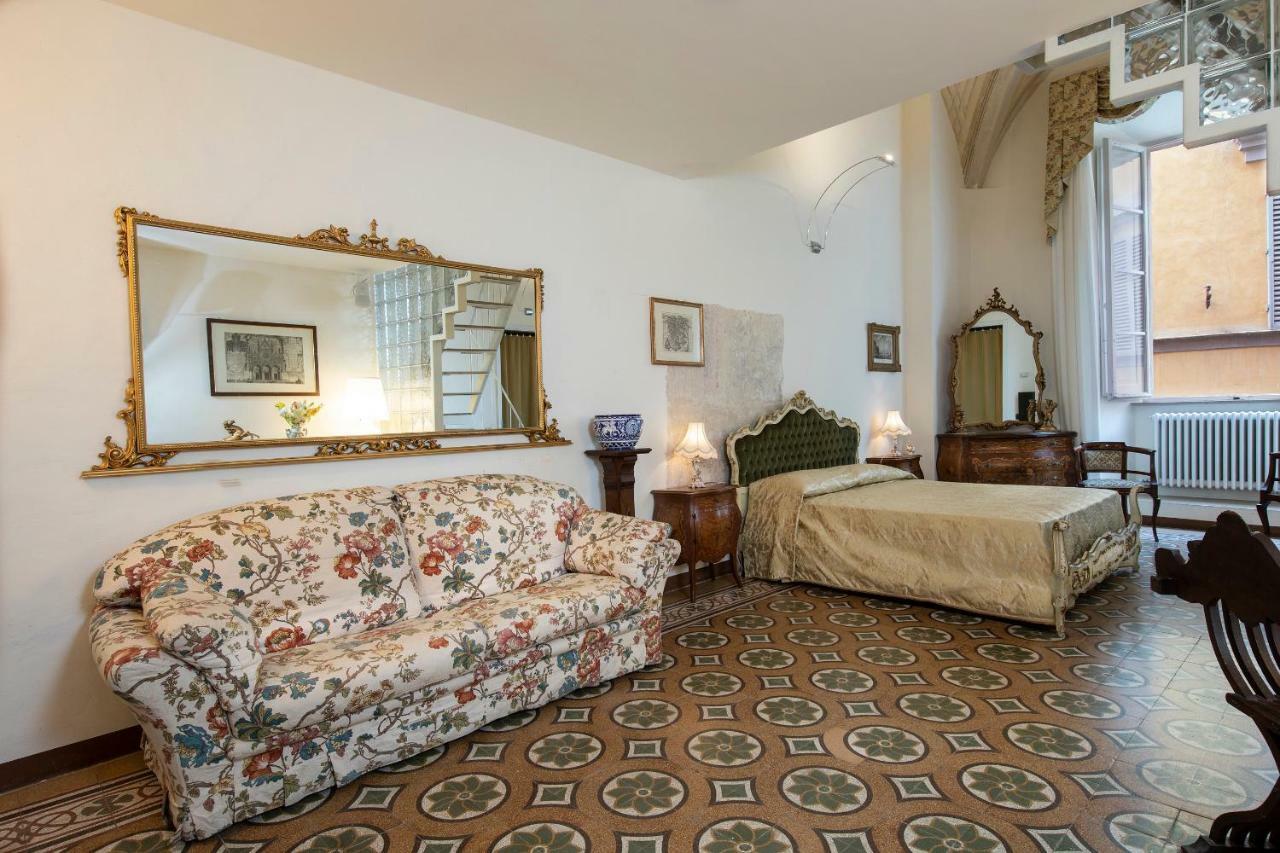 Antica Dimora Del Buongoverno Siena Bagian luar foto